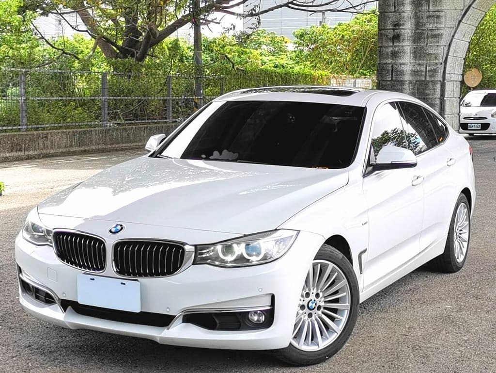 BMW 二手車買賣-2015 BMW 3-Series GT 320i Sport-22.8萬公里-SUM認證車庫 圖片 (1)