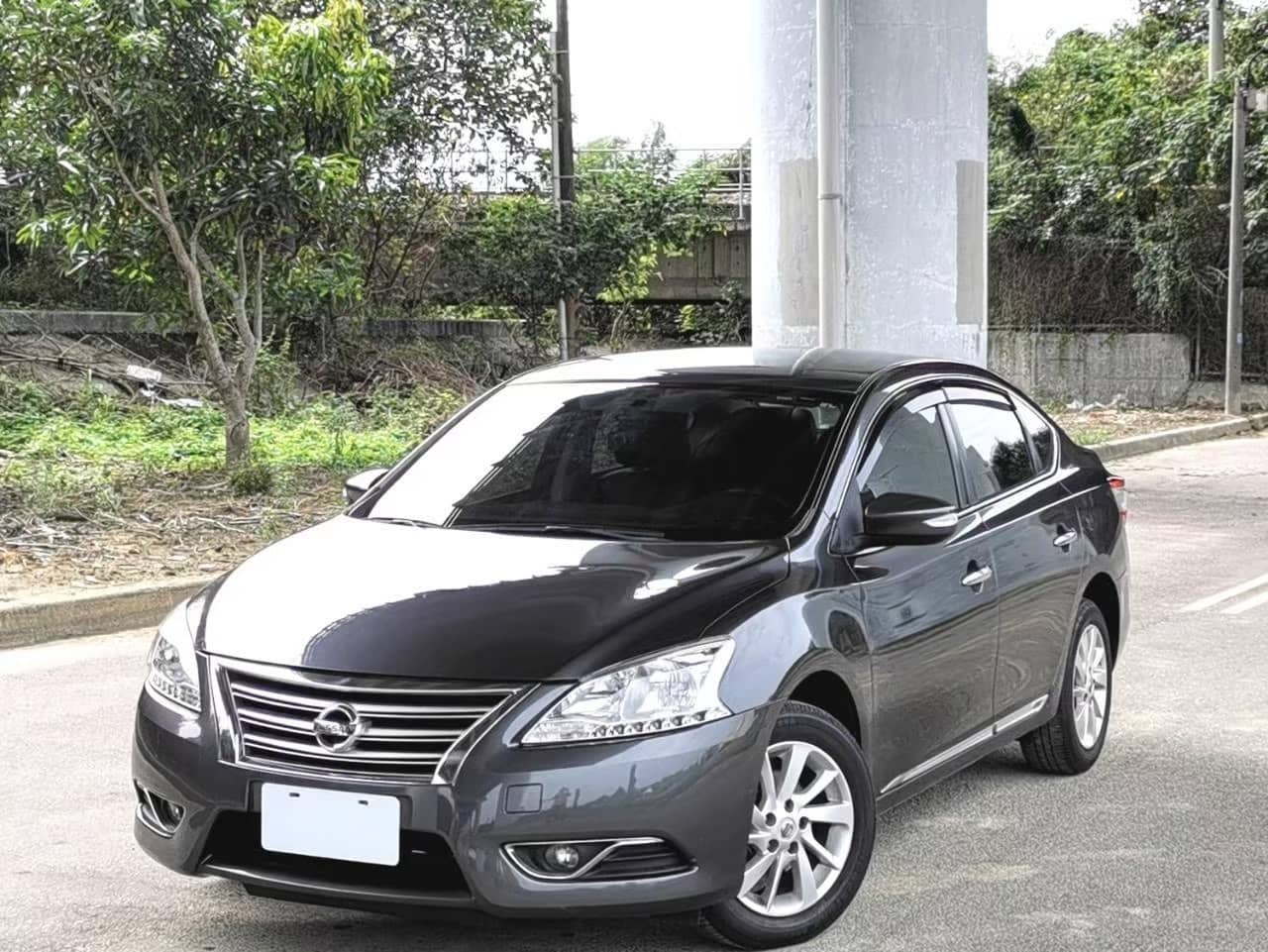 Nissan_usedcar_2015_Sentra_1.8_160899km_Nissan中古車_Sentra_圖片 (1)