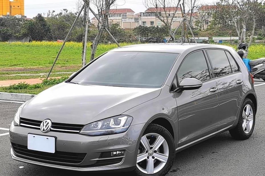Volkswagen 二手車買賣專門店-2015-Golf-1